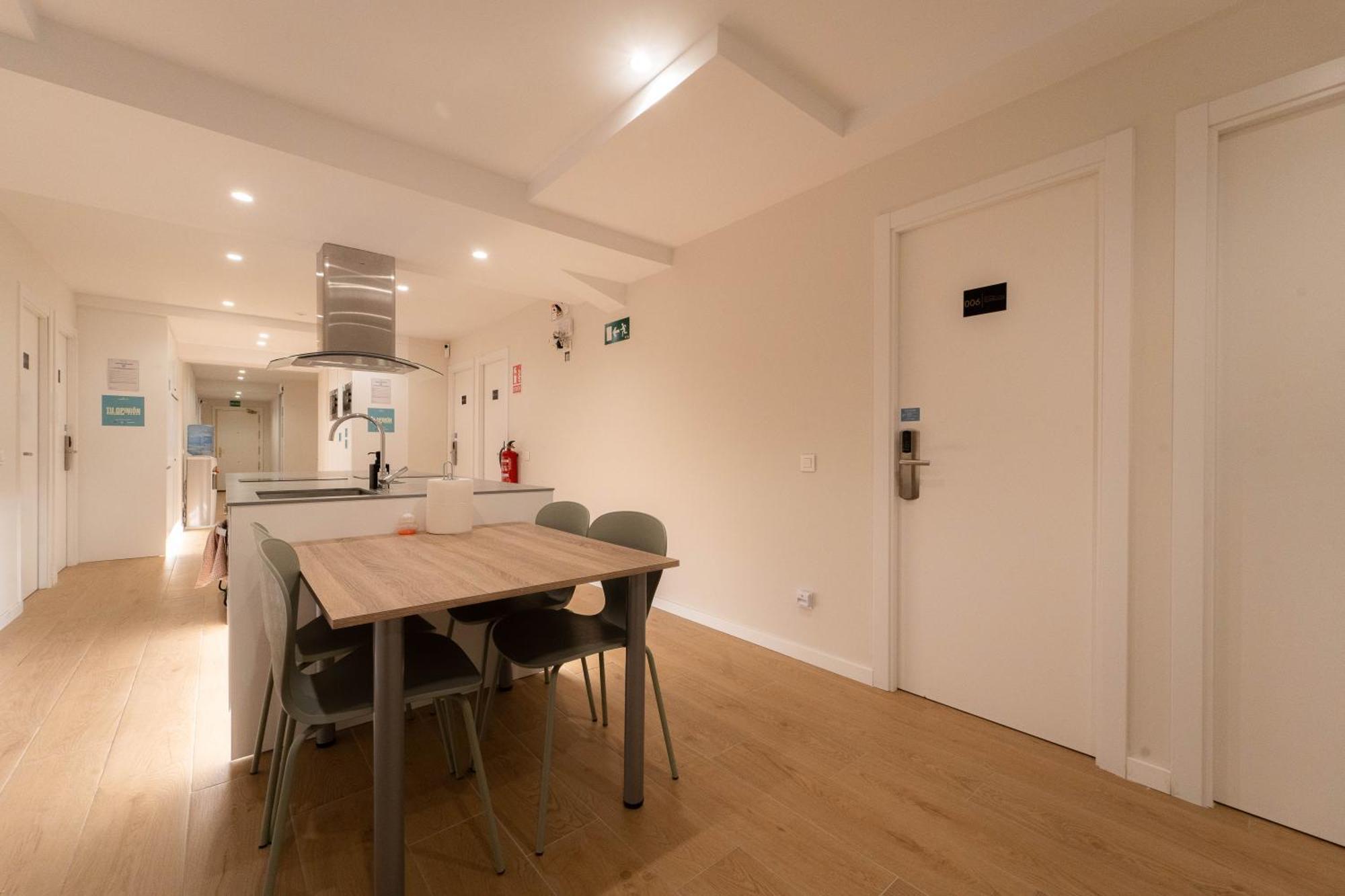 I'M Room Suites Nuevos Ministerios - Bernabeu 'Digital Access' Madrid Esterno foto