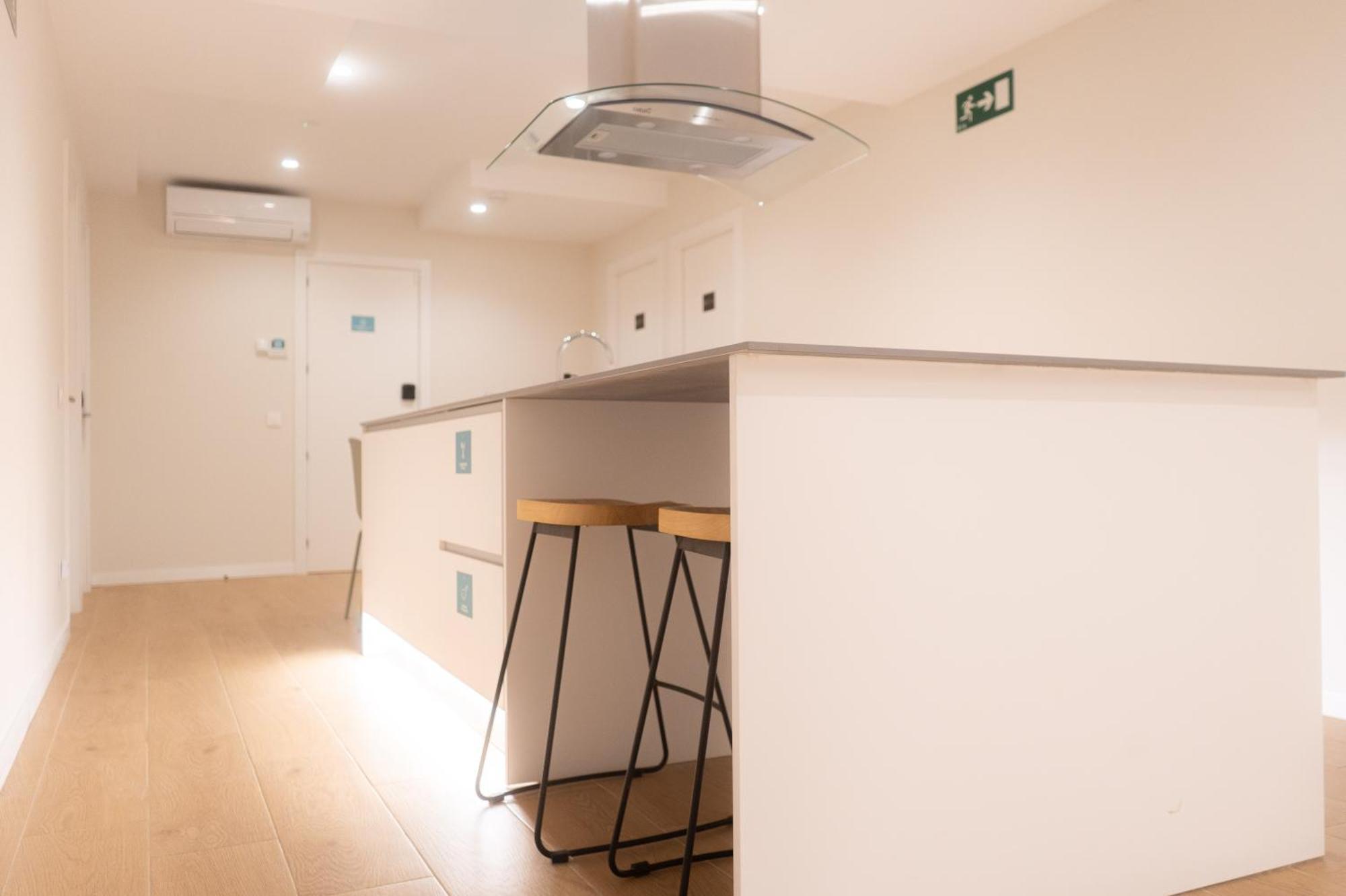 I'M Room Suites Nuevos Ministerios - Bernabeu 'Digital Access' Madrid Esterno foto